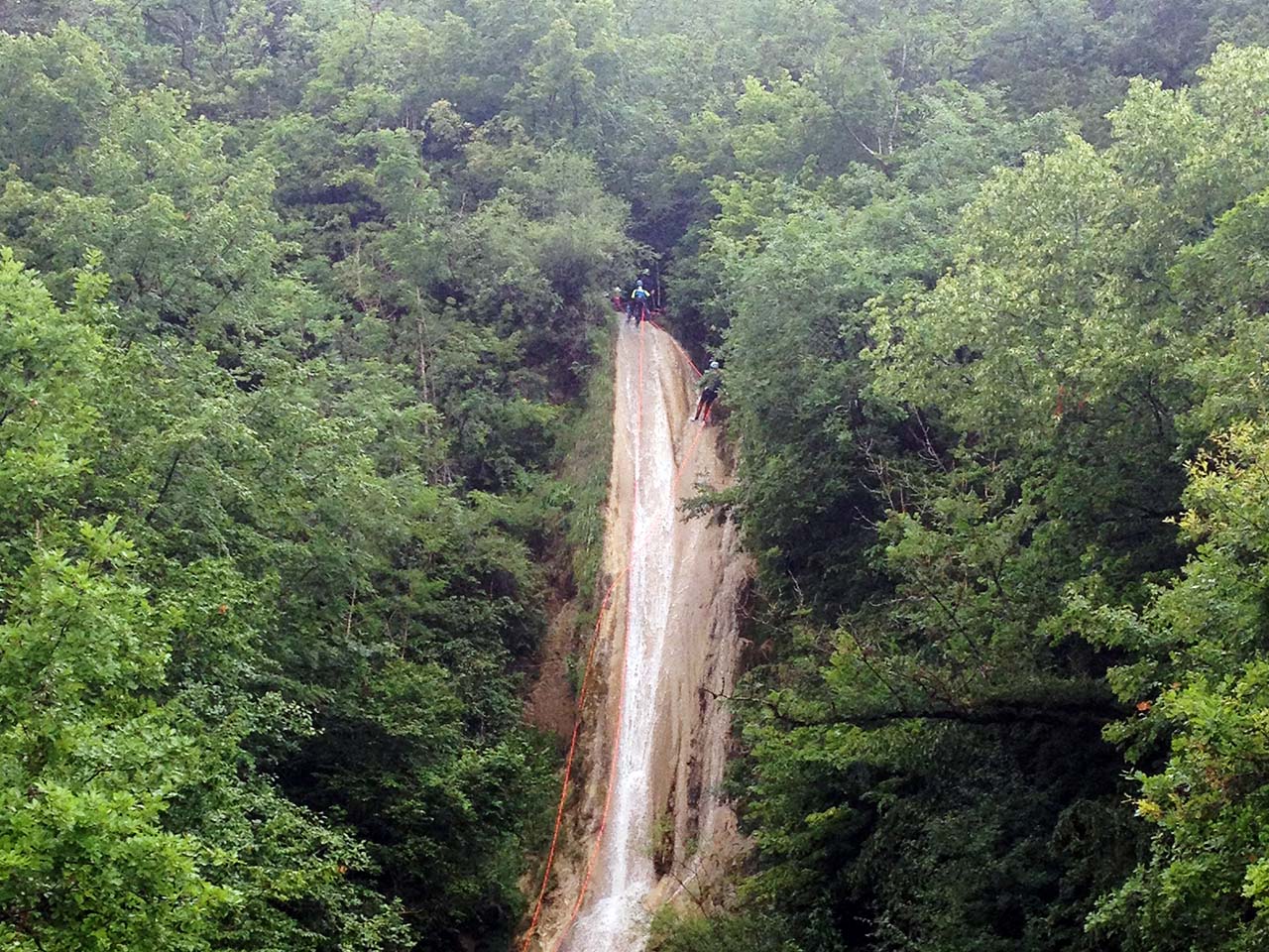 cascade sur le canyon du bief de la Goulette